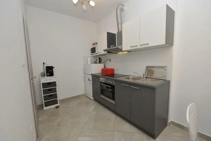 Apartman Mirakul Split 0*,